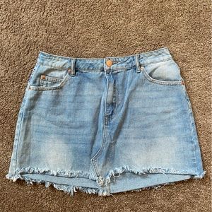 Kendall & Kylie Jean skirt size medium